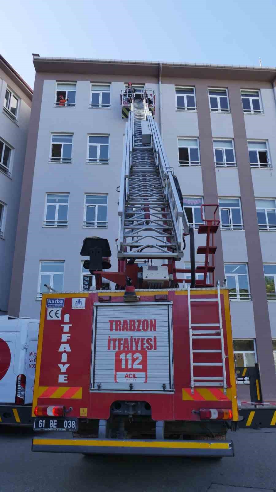Trabzon&rsquo;da ger&ccedil;eği aratmayan tatbikat
