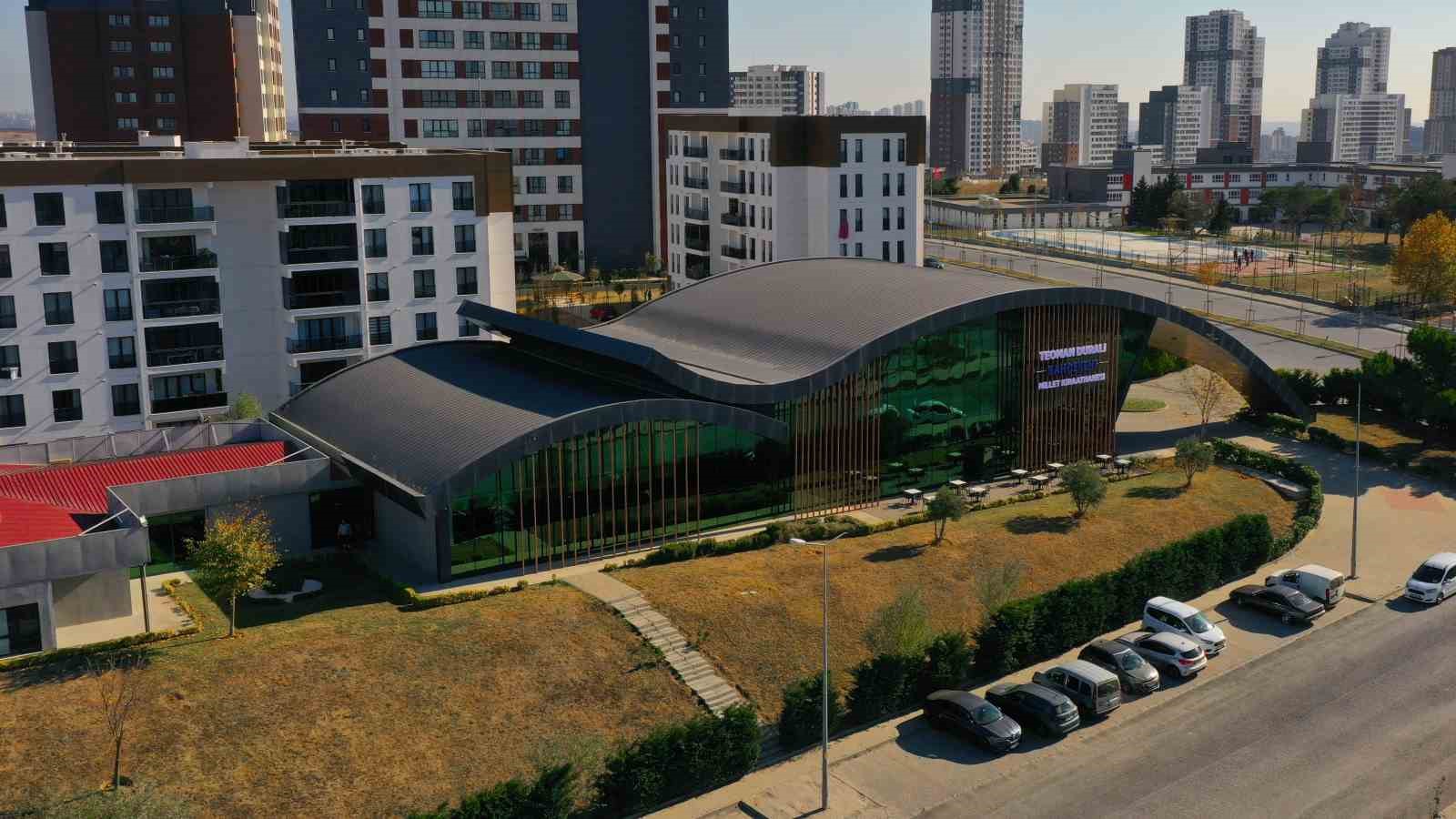 Başakşehir Belediyesi, Bah&ccedil;eşehir&rsquo;e yatırımlarını s&uuml;rd&uuml;r&uuml;yor
