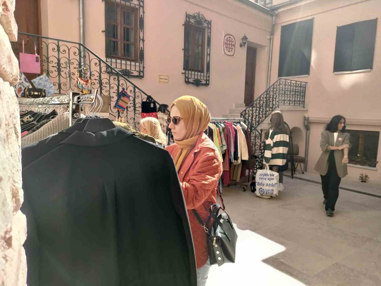 "Bidaha Garaj Festivali&rsquo;&rsquo; Beyoğlu&rsquo;nda başladı
