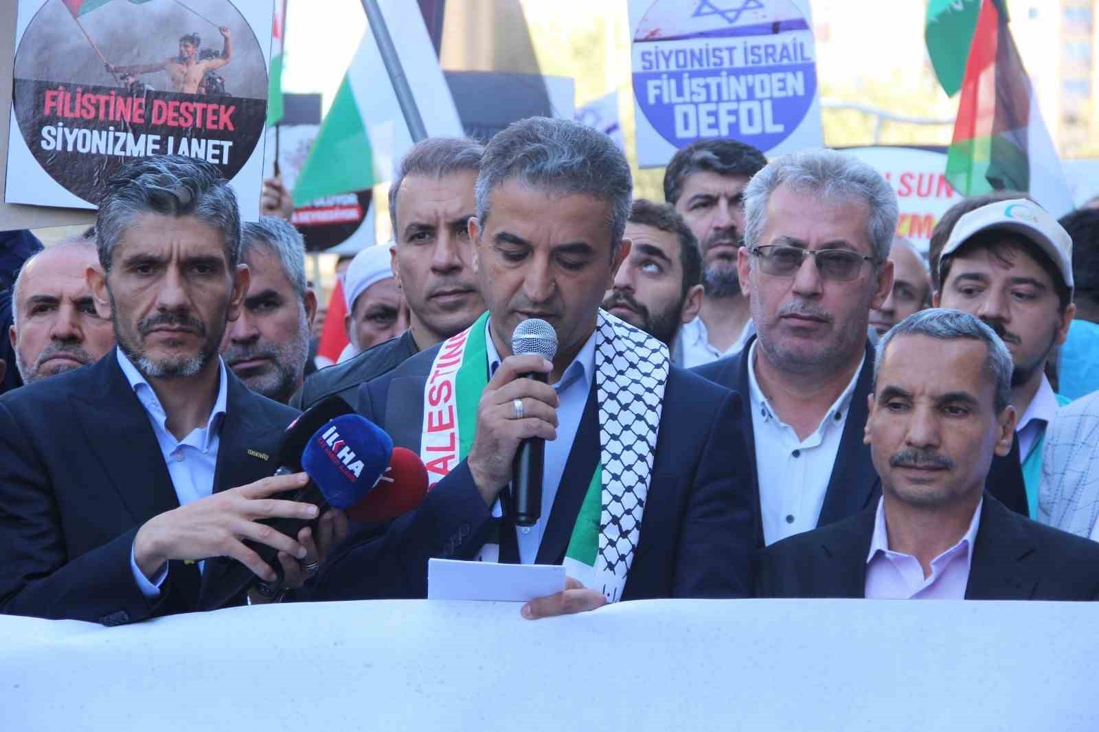 Şırnak&rsquo;ta Filistin&rsquo;e destek mitingi d&uuml;zenlendi
