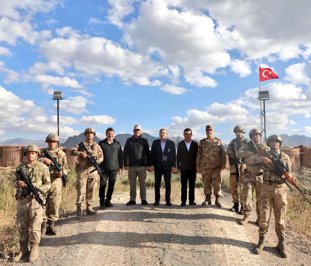 Kars Valisi Polat, üs bölgesinde