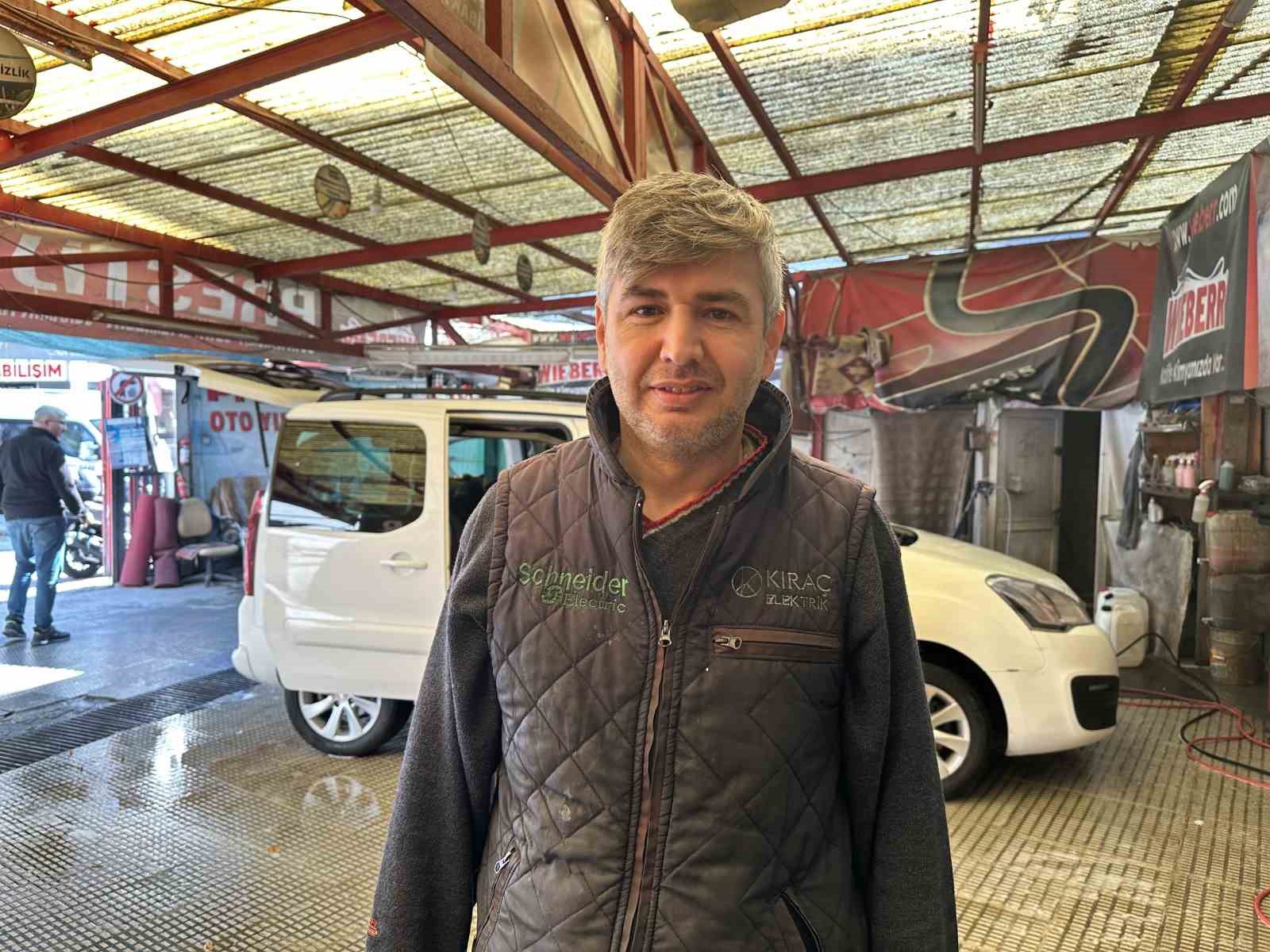 Yaklaşan kış oto yıkama esnafını tedirgin ediyor
