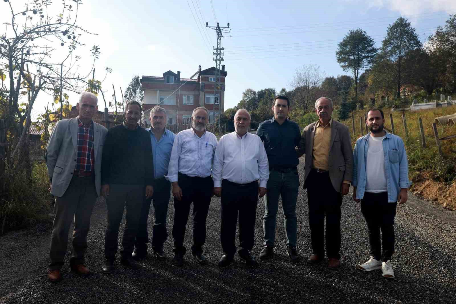 Ordu B&uuml;y&uuml;kşehir, asfalt yol &ccedil;alışmalarına devam ediyor
