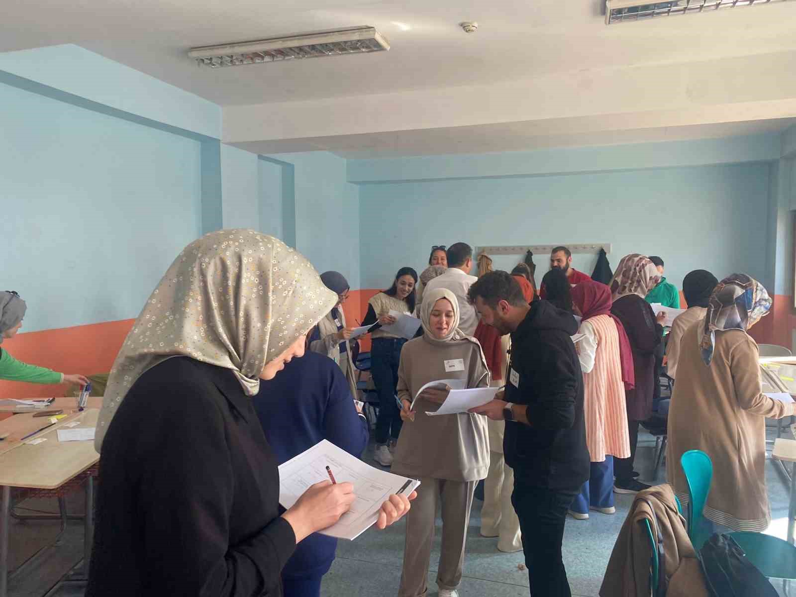 Ağrı’da öğretmenlere yönelik liderlik kursu
