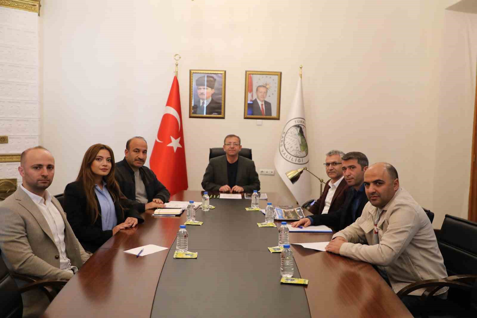Kars Valisi Polat’tan eğitim için yeni proje