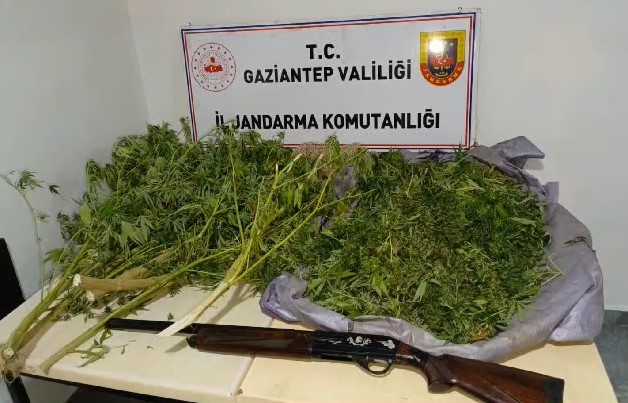 Gaziantep’te kaçakçılık ve uyuşturucu operasyonu: 9 şahıs tutuklandı
