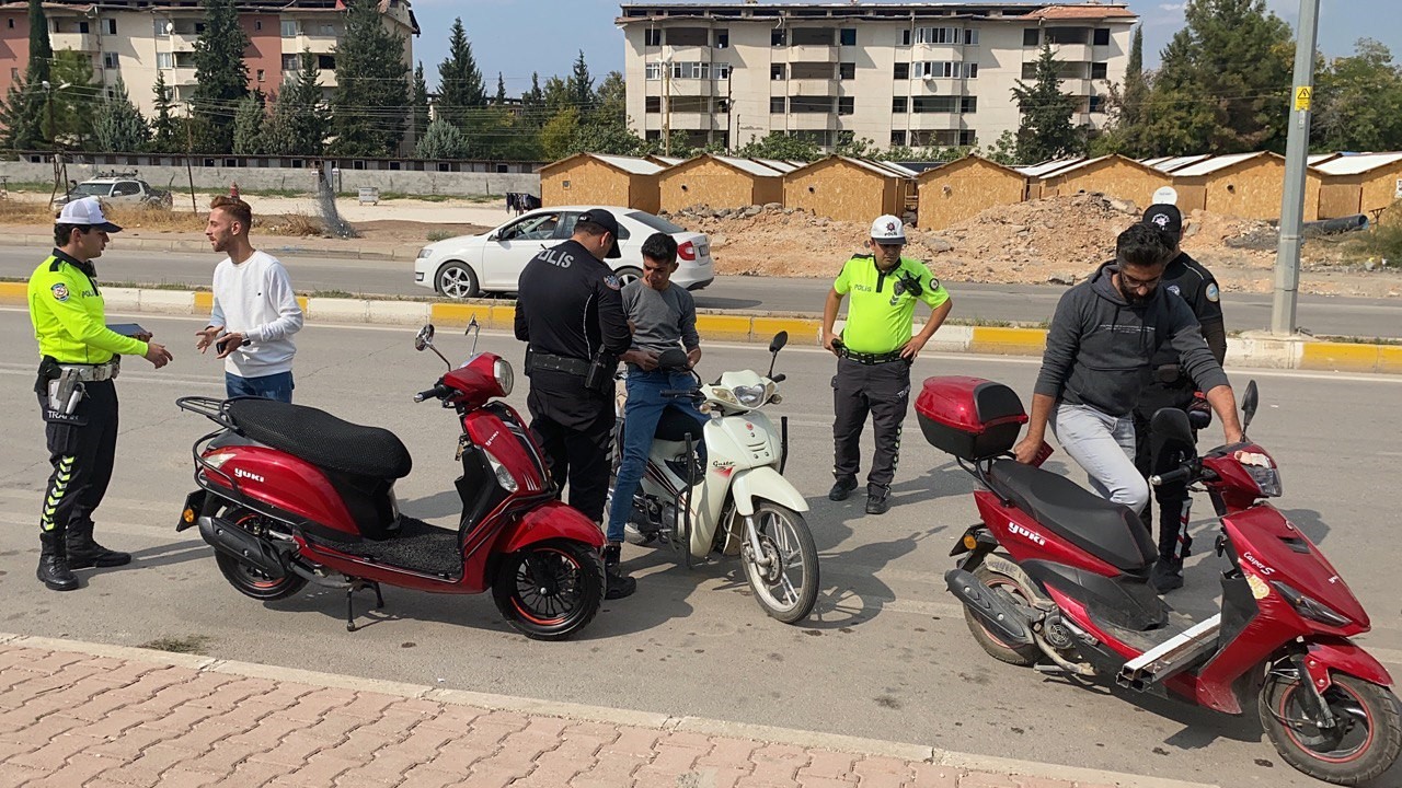 Adıyaman’da asayiş denetimleri sıklıkla devam ediyor