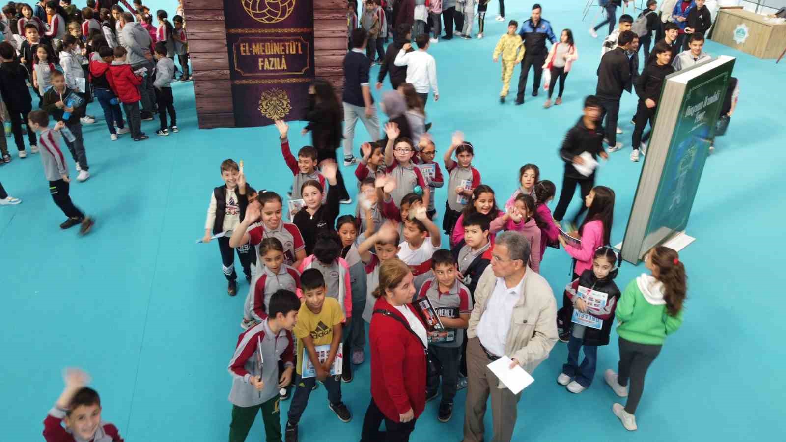 Aksaray 5. Kitap G&uuml;nleri t&ouml;renle a&ccedil;ıldı
