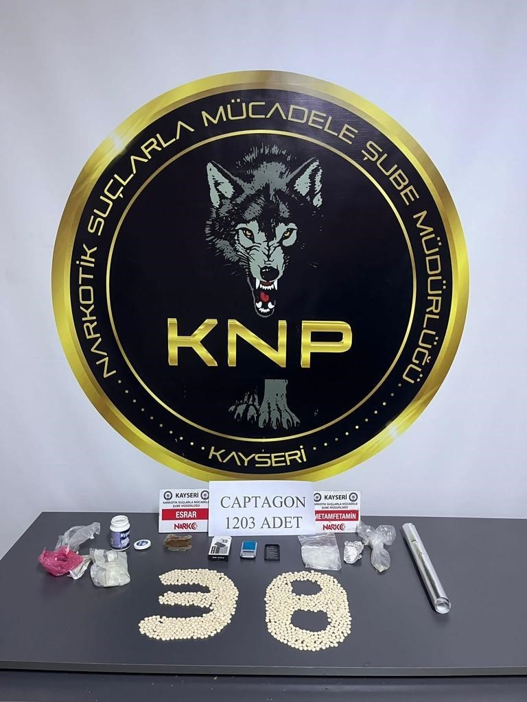 Kayseri&rsquo;de 2 farklı uyuşturucu operasyonu: 2 g&ouml;zaltı
