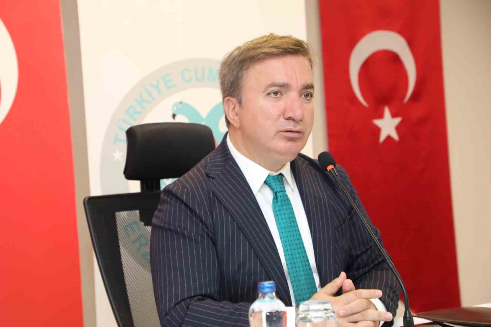 Vali Aydoğdu: &ldquo;Muhtarlarımız, halkımızın sesi, devletimizin m&uuml;şfik y&ouml;n&uuml;n&uuml; vatandaşımıza yansıtan g&ouml;n&uuml;l erleridir&rdquo;
