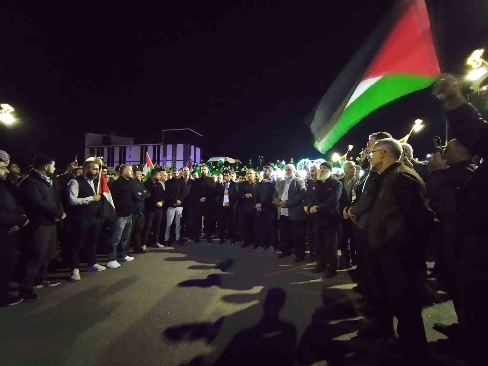 Bingöl’deki STK’lar, İsrail’in saldırılarını protesto etti
