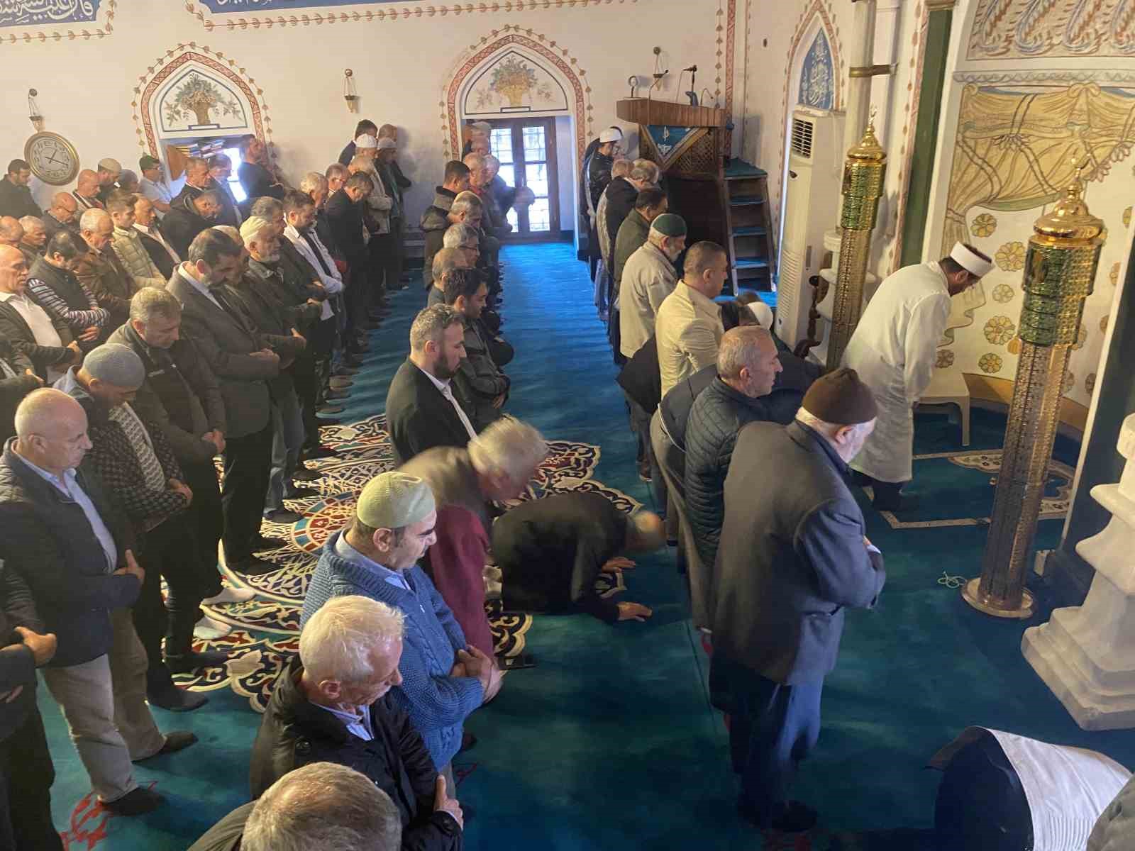 Kırklareli&rsquo;nde Gazze&rsquo;de hayatını kaybedenler i&ccedil;in gıyabi cenaze namazı kılındı
