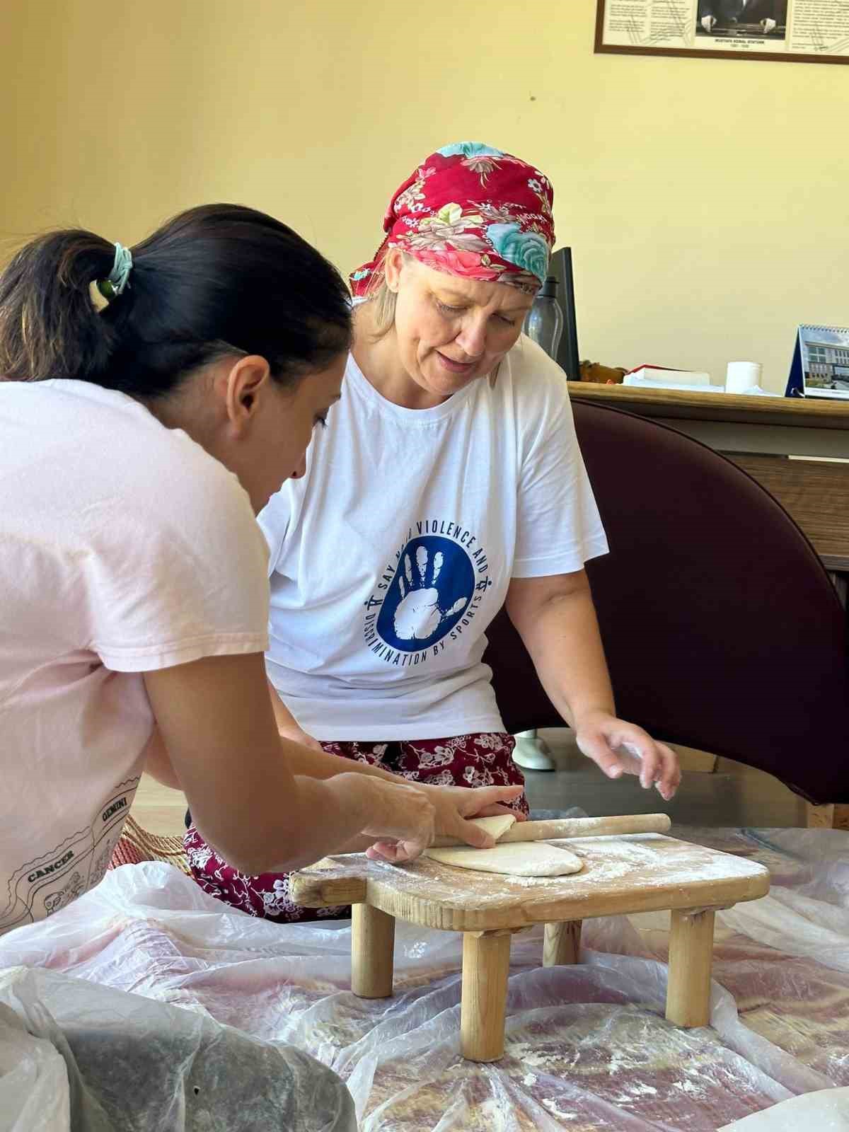 Avrupalı öğrenciler Gazipaşa’da ağırlandı