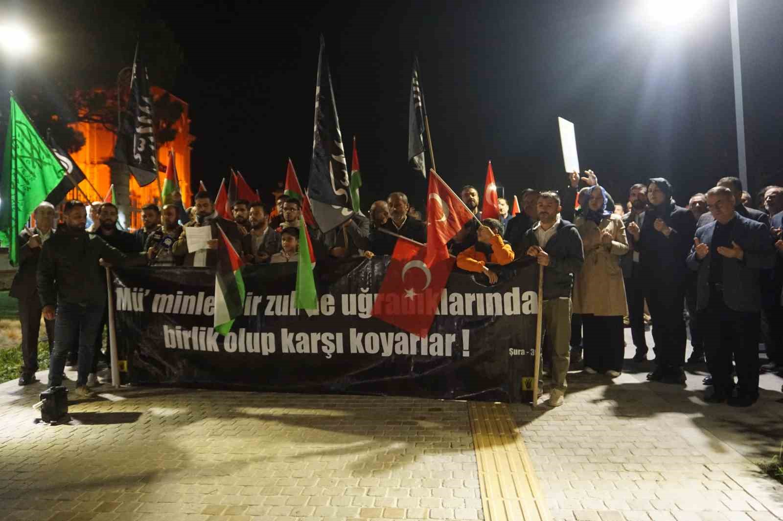 İsrail&rsquo;in Gazze&rsquo;ye y&ouml;nelik saldırılarına tepkiler devam ediyor
