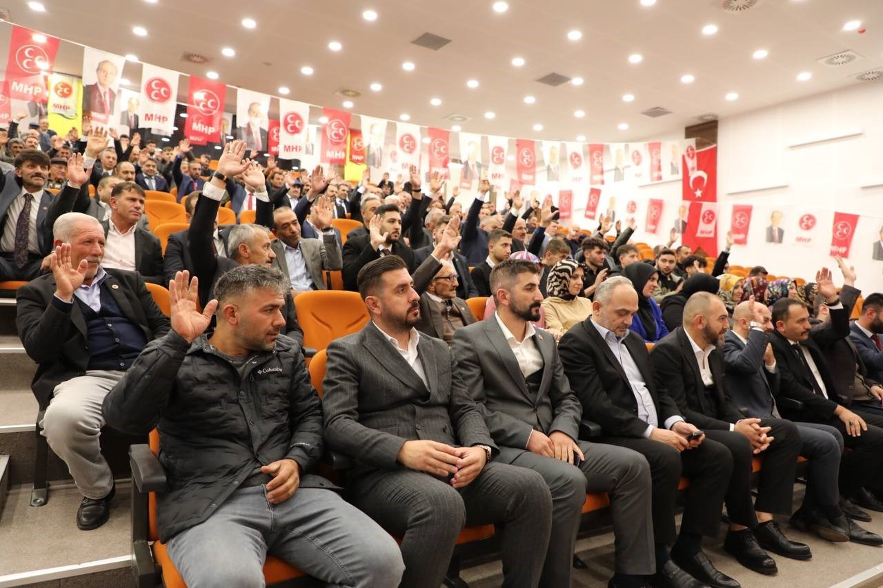 MHP Bayburt İl Başkanlığına Baykal seçildi