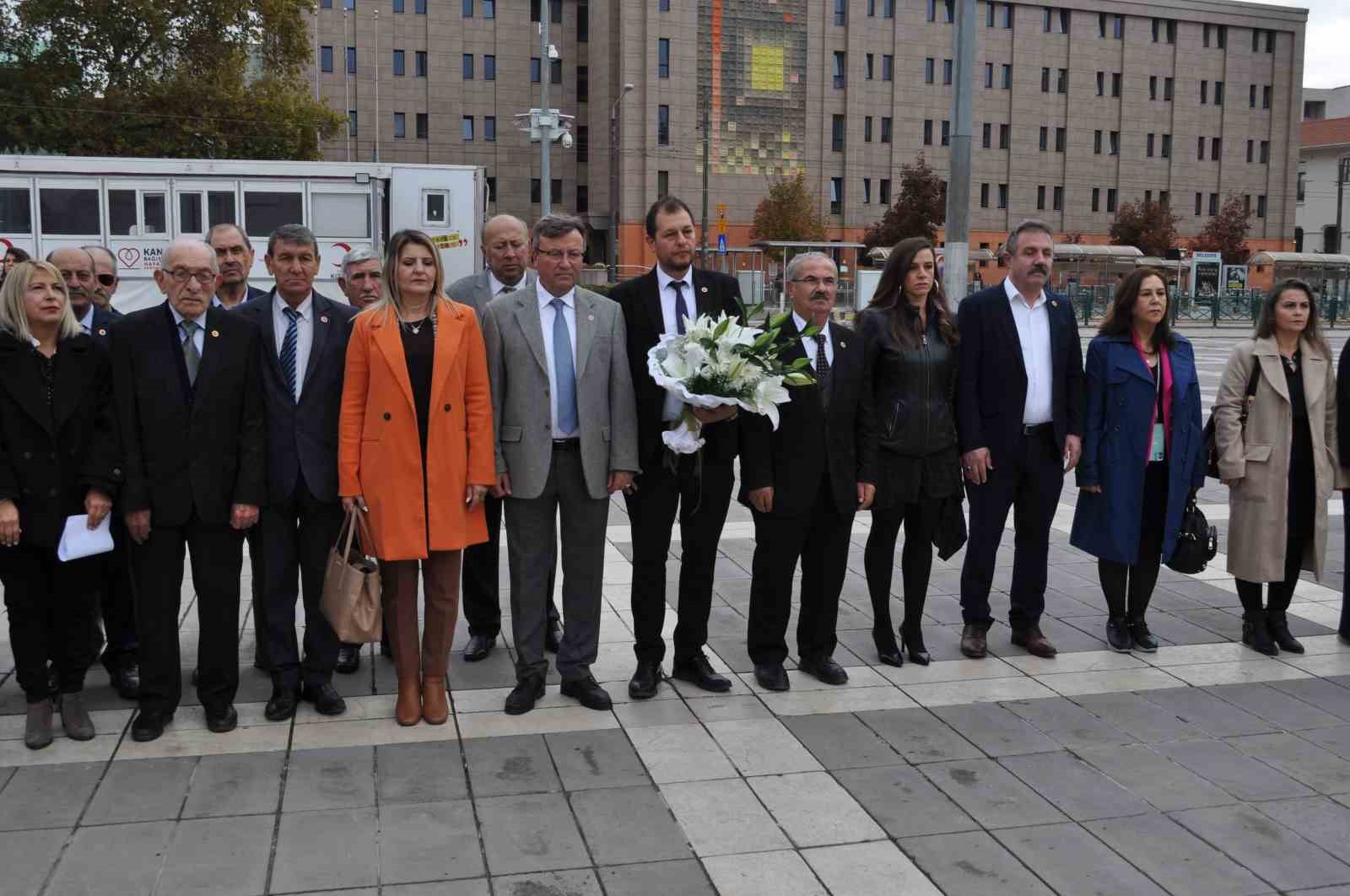 Muhtarlar Günü düzenlenen törenle kutlandı