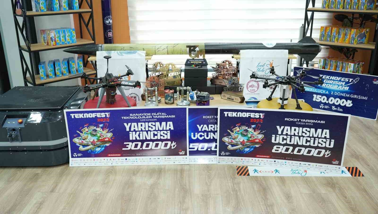 A&ccedil;ılalı 3 yıl oldu, Elazığ&rsquo;a 7 &ouml;d&uuml;l getirdi
