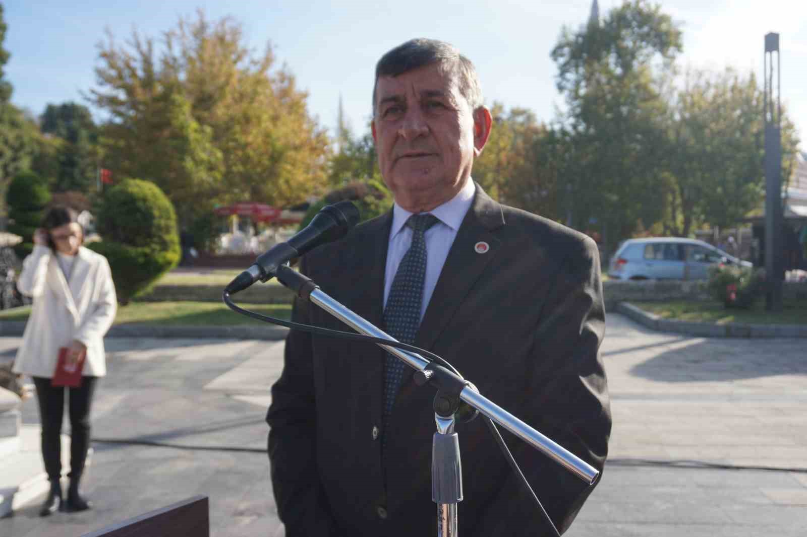 Edirneli muhtarlardan buruk kutlama
