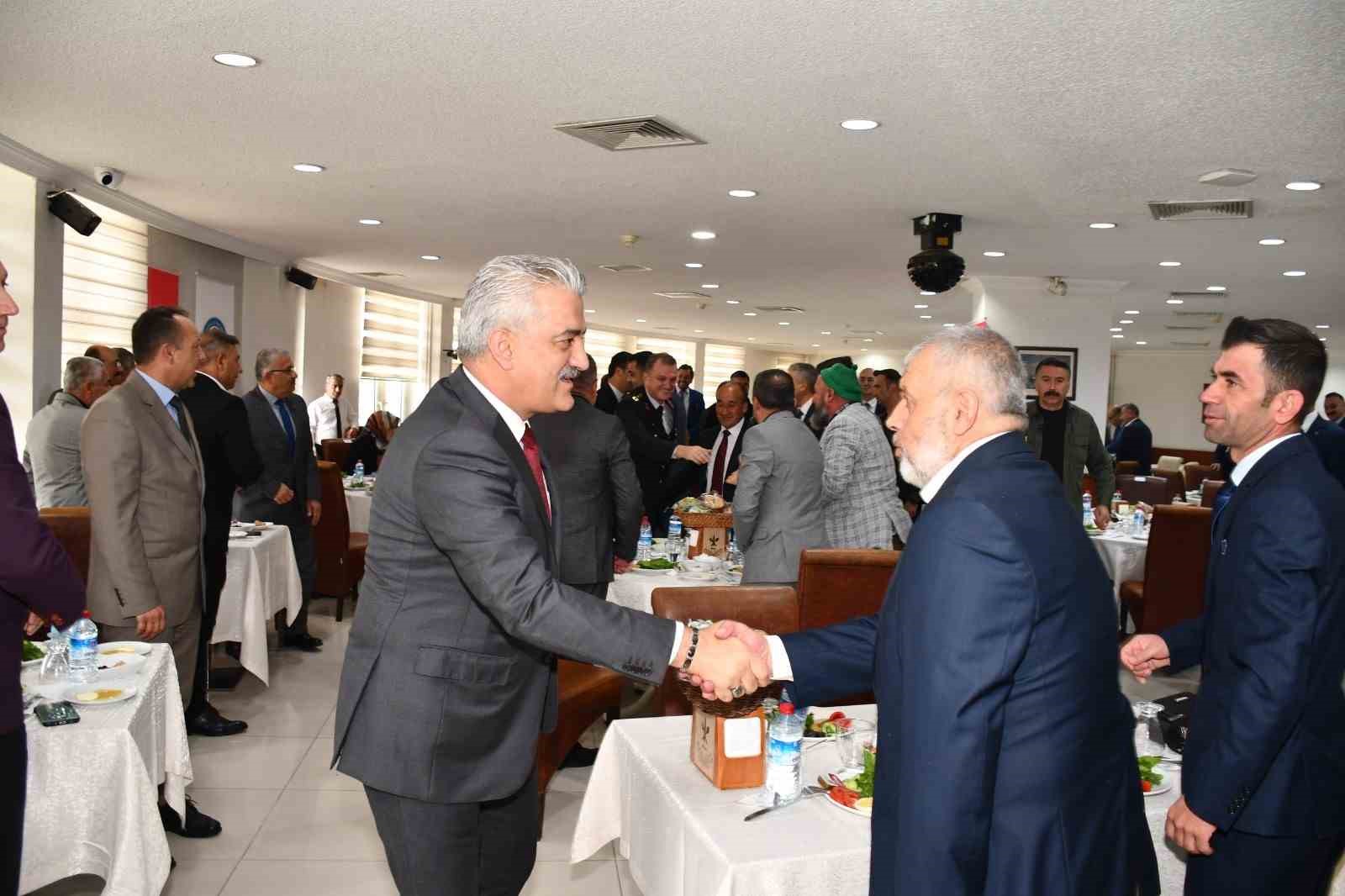 Vali Makas: "İsrail, ter&ouml;r saldırılarını ve işgali sonlandırmalıdır"
