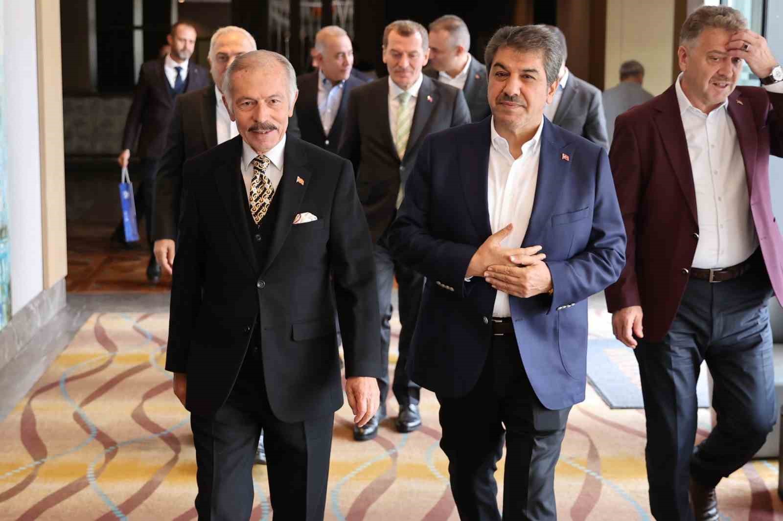 Belediye başkanları Bayrampaşa&rsquo;da toplandı
