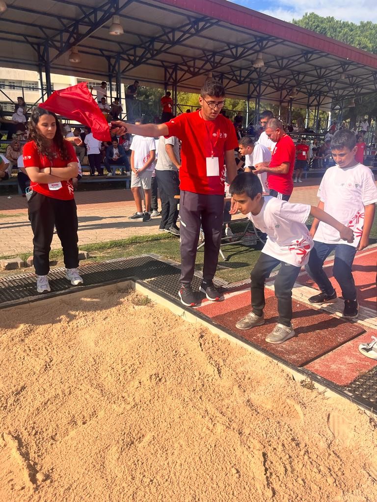 &Ouml;zel Olimpiyatlar T&uuml;rkiye & &Ccedil;ukurova &Uuml;niversitesi Dayanışma Oyunları sona erdi
