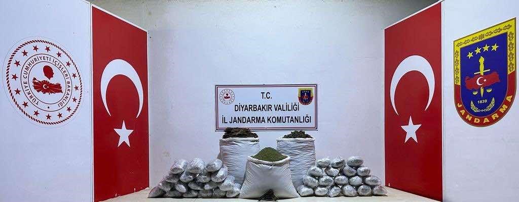 Diyarbakır’da 103 kilo esrar ele geçirildi: 2 gözaltı