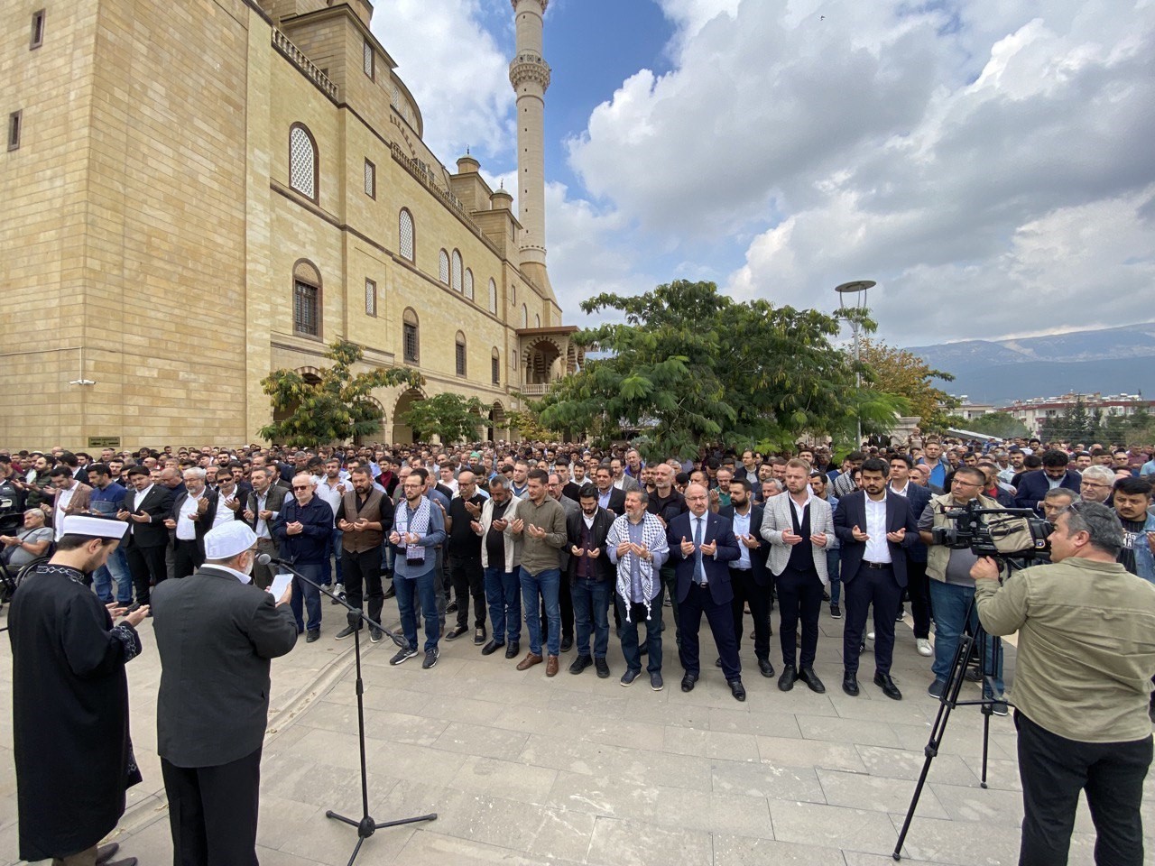 Kahramanmaraş&rsquo;ta Filistin&rsquo;de hayatını kaybedenler i&ccedil;in gıyabi cenaze namazı kılındı
