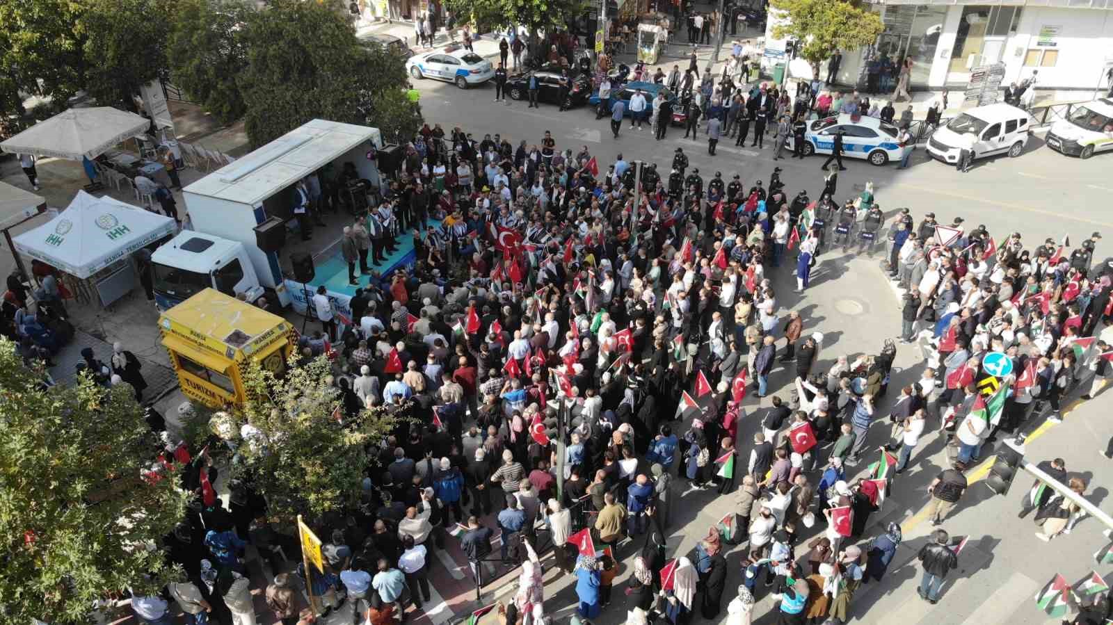 Manisa&rsquo;da Filistin&rsquo;e destek g&ouml;sterisi
