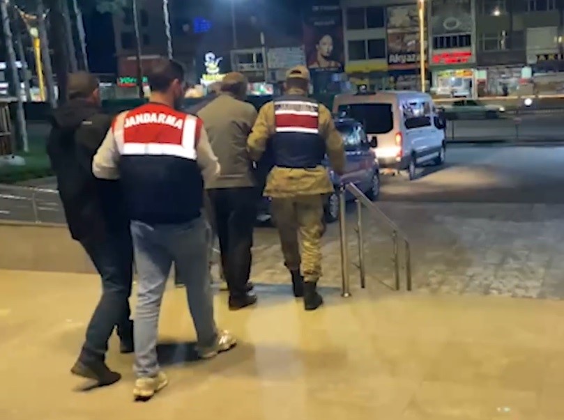 Erzincan&rsquo;da PKK&rsquo;ya finans sağlayan 7 kişi tutuklandı
