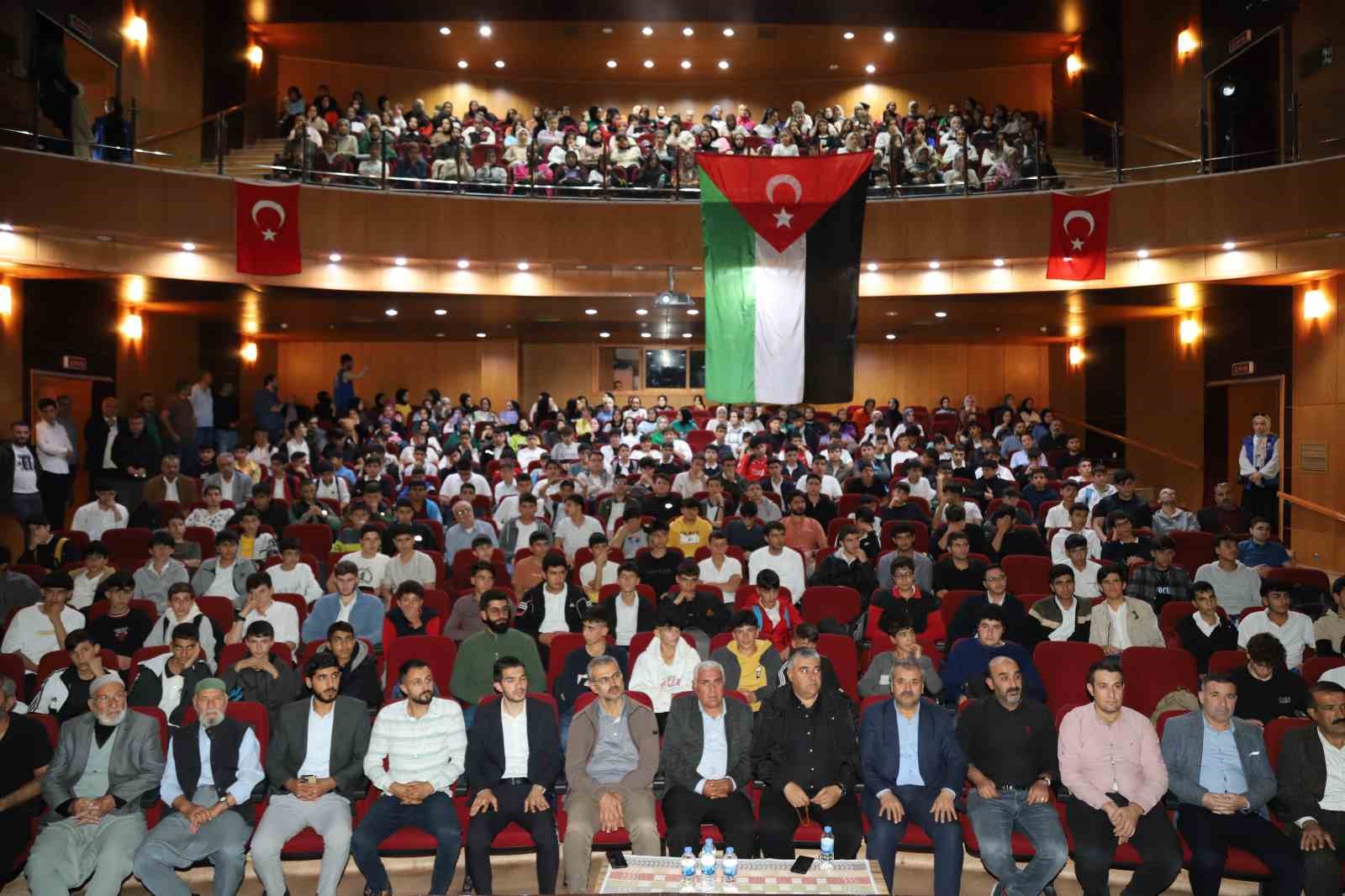 Kalbim Kudüs’te kaldı programı düzenlendi