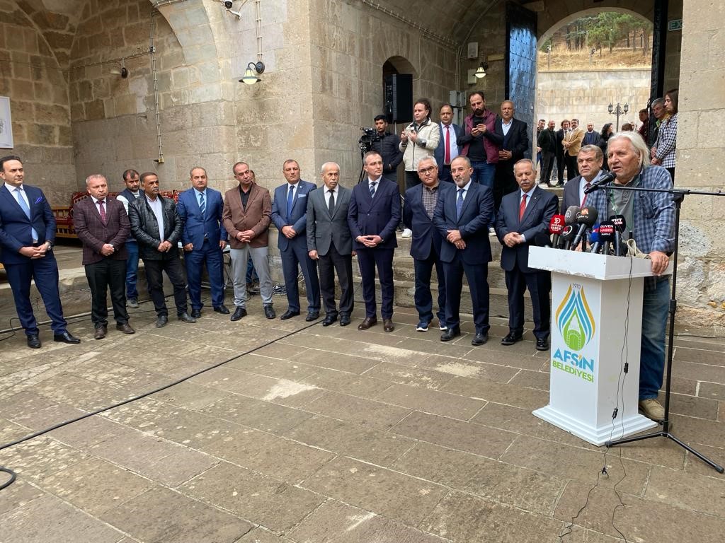 Afşin&rsquo;de 1. Akdeniz Bienali ile depremin izleri k&uuml;lt&uuml;r sanatla siliniyor
