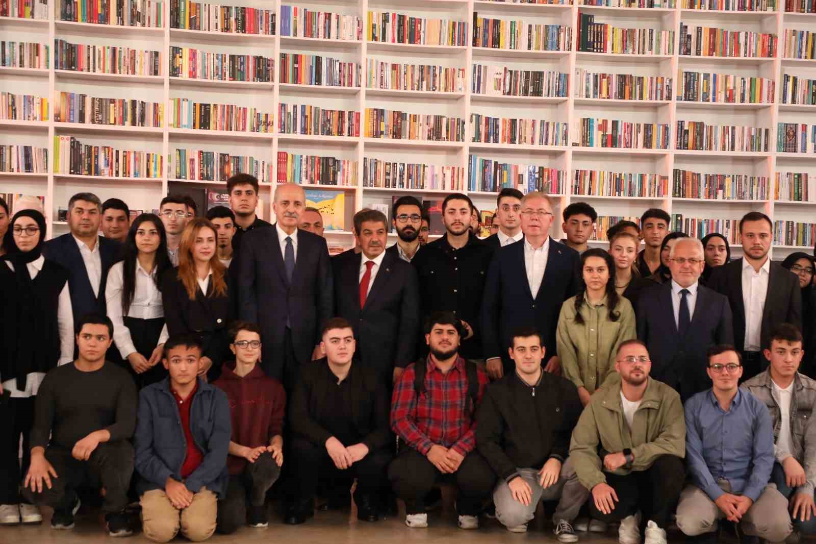 TBMM Başkanı Kurtulmuş: “Filistin’de yaşananlar hepimizin yüreğini sızlatıyor içimiz kan ağlıyor"