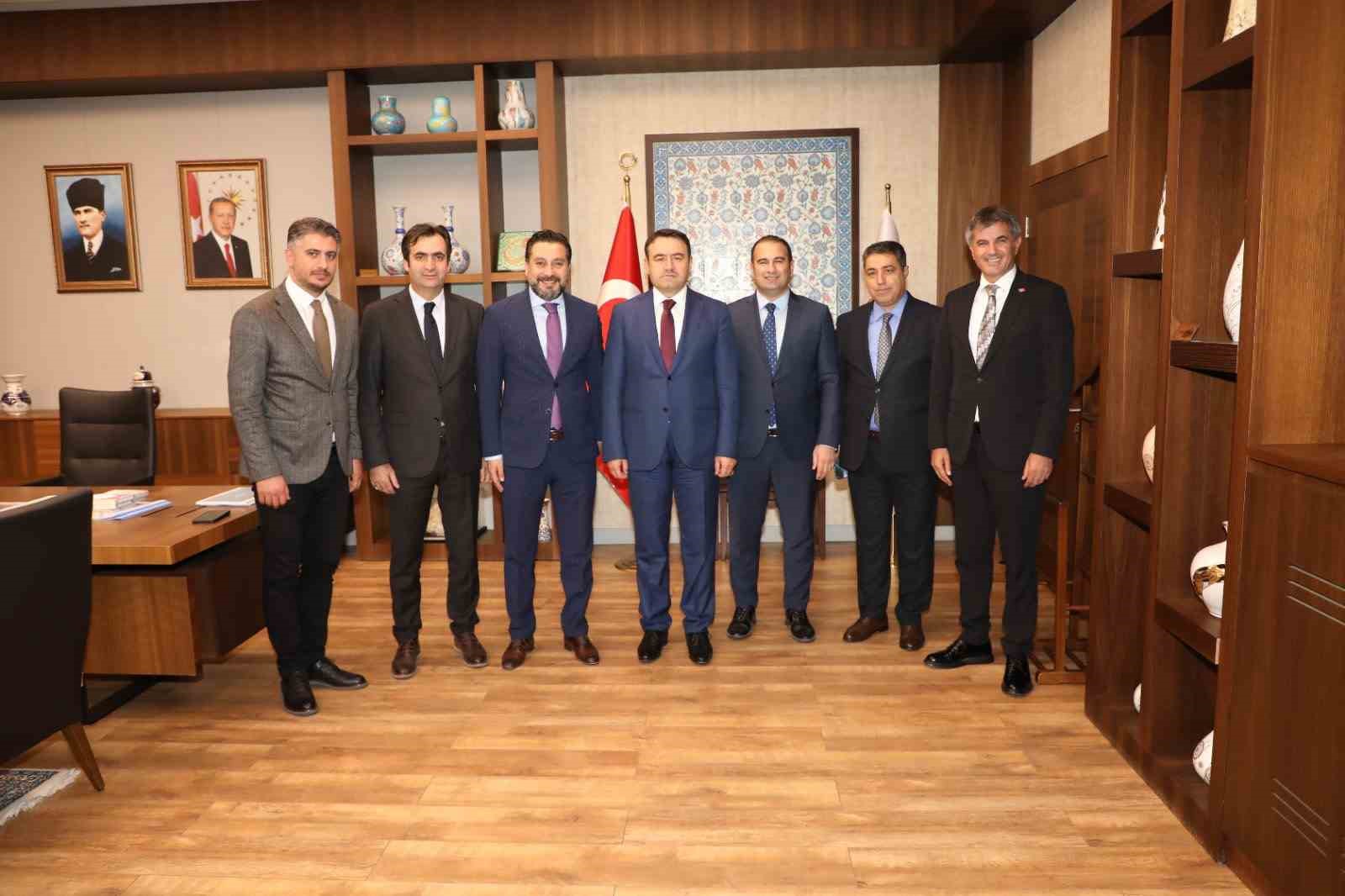 Kütahya Valisi Işın, Ağrı heyetini ağırladı