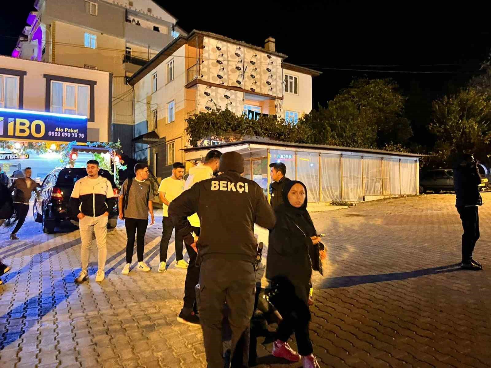 Bucak’ta 2’si polis 4 kişiye çarpan şahıs jandarma ekipleri tarafından yakalanarak gözaltına alındı