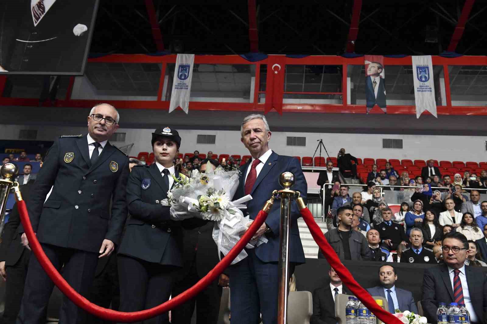 Mansur Yavaş zabıta teşkilatının yemin t&ouml;renine katıldı
