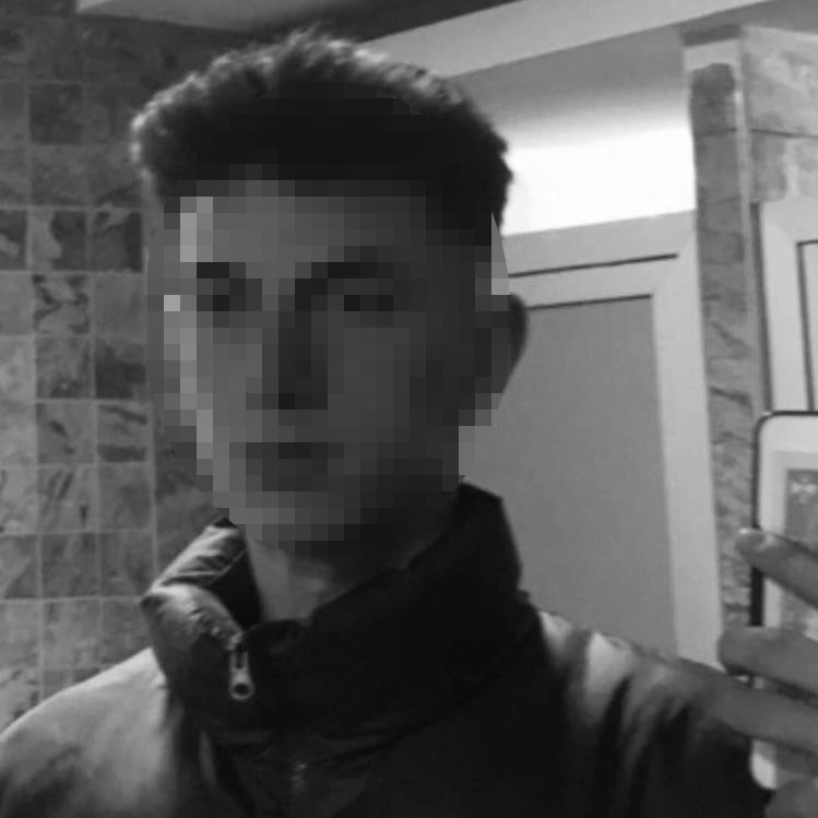 &Ouml;ğrenci yurdunda "yan baktın" kavgası: 1 yaralı
