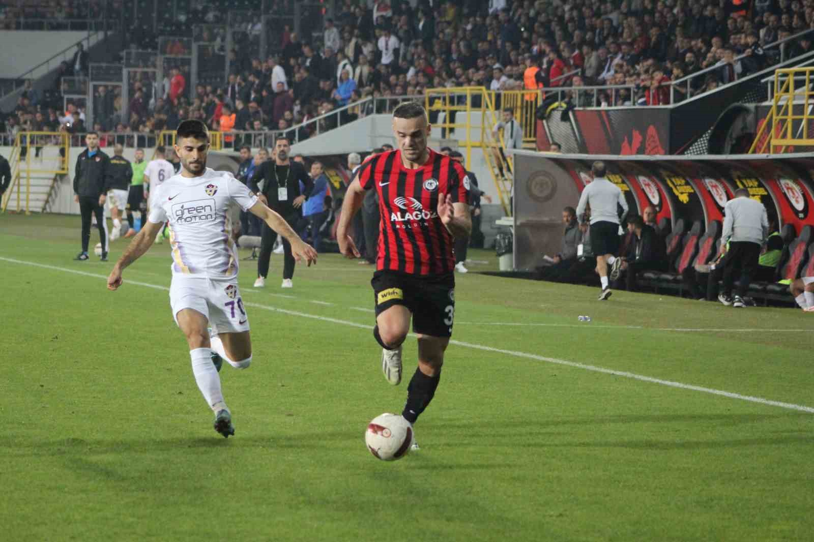 Trendyol 1. Lig: Ahlatcı Çorum FK: 2 - Eyüpspor: 3