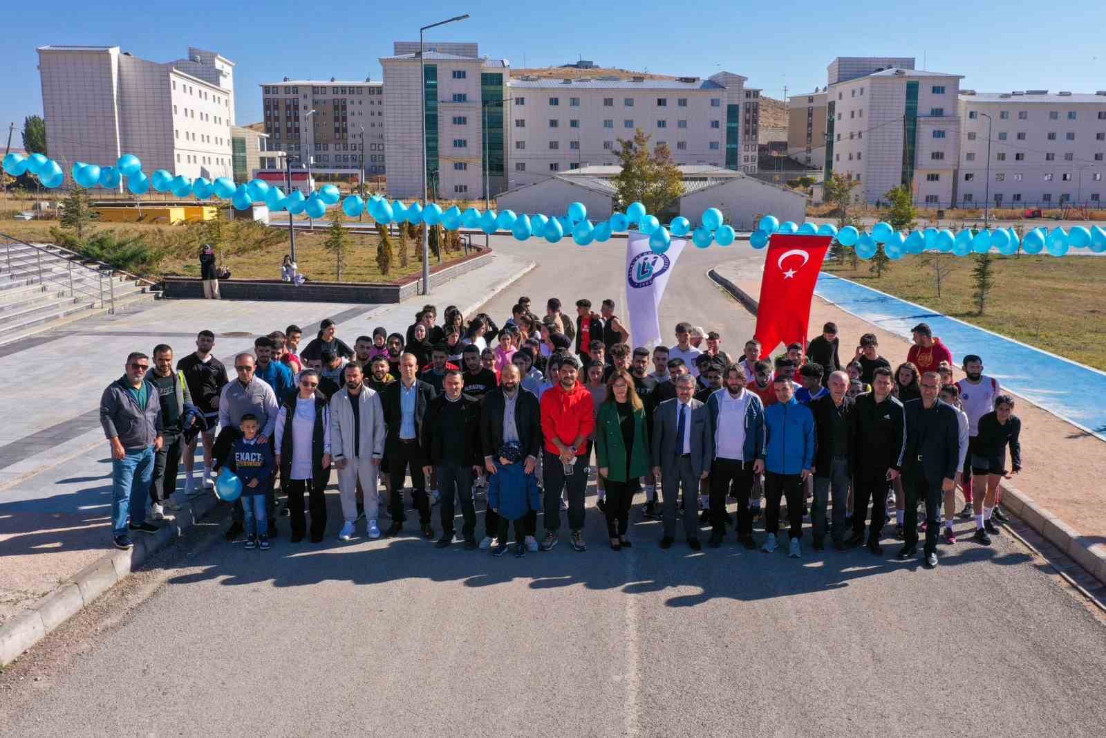 15. yıl kuruluş etkinlikleri, ödül ve Avrupa turu tanıtım töreniyle tamamlandı