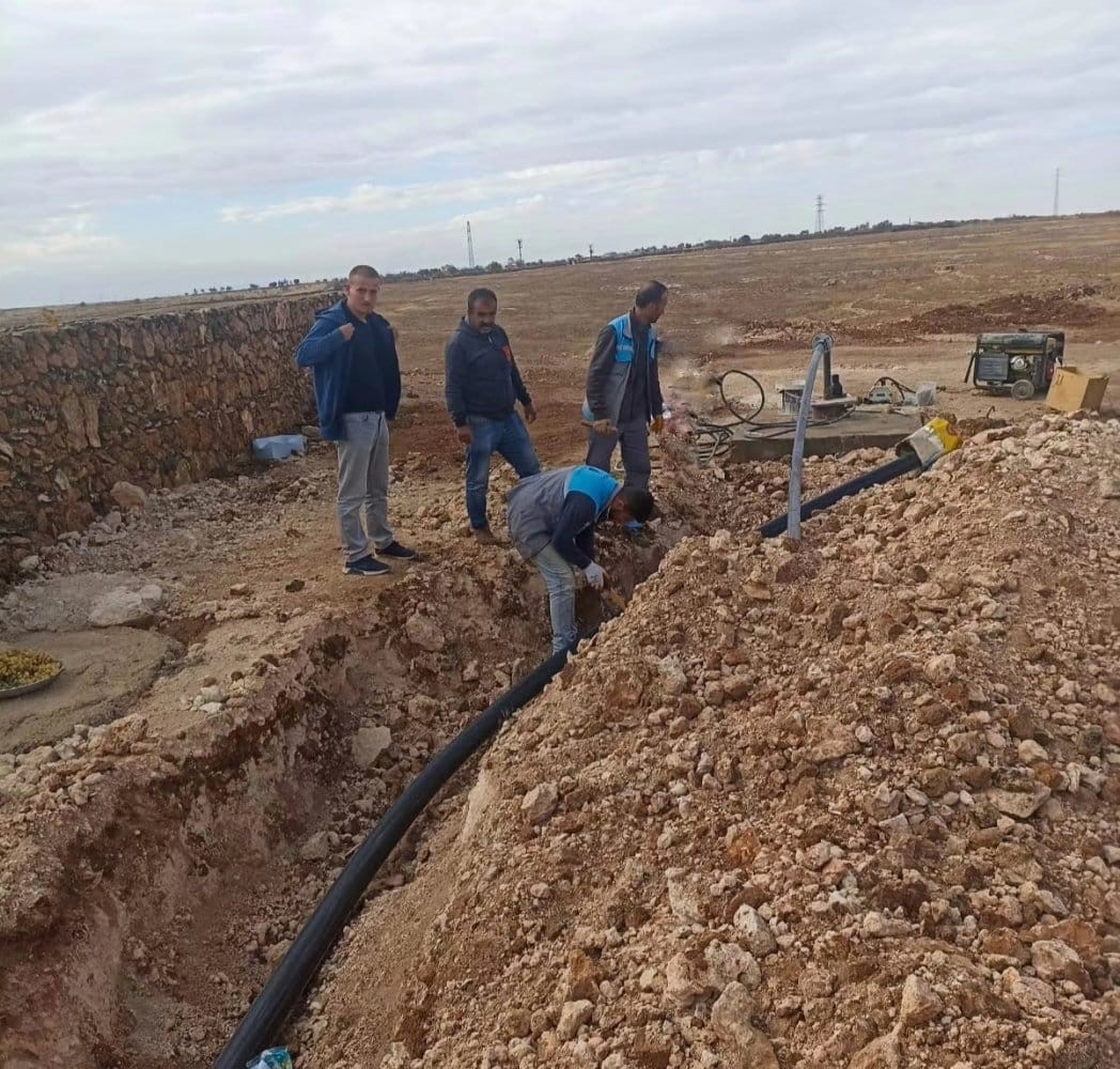Mardin&rsquo;de bir mahallede daha i&ccedil;me suyu sorunu &ccedil;&ouml;z&uuml;ld&uuml;
