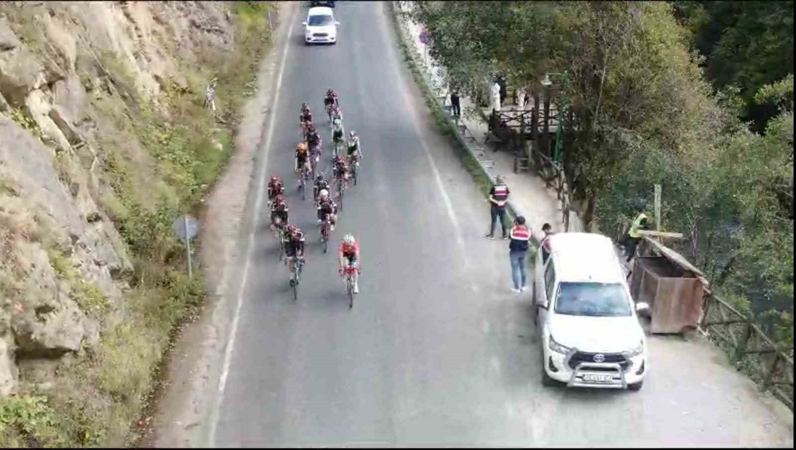 Pedallar Cumhuriyetin 100. yılı onuruna çevrildi