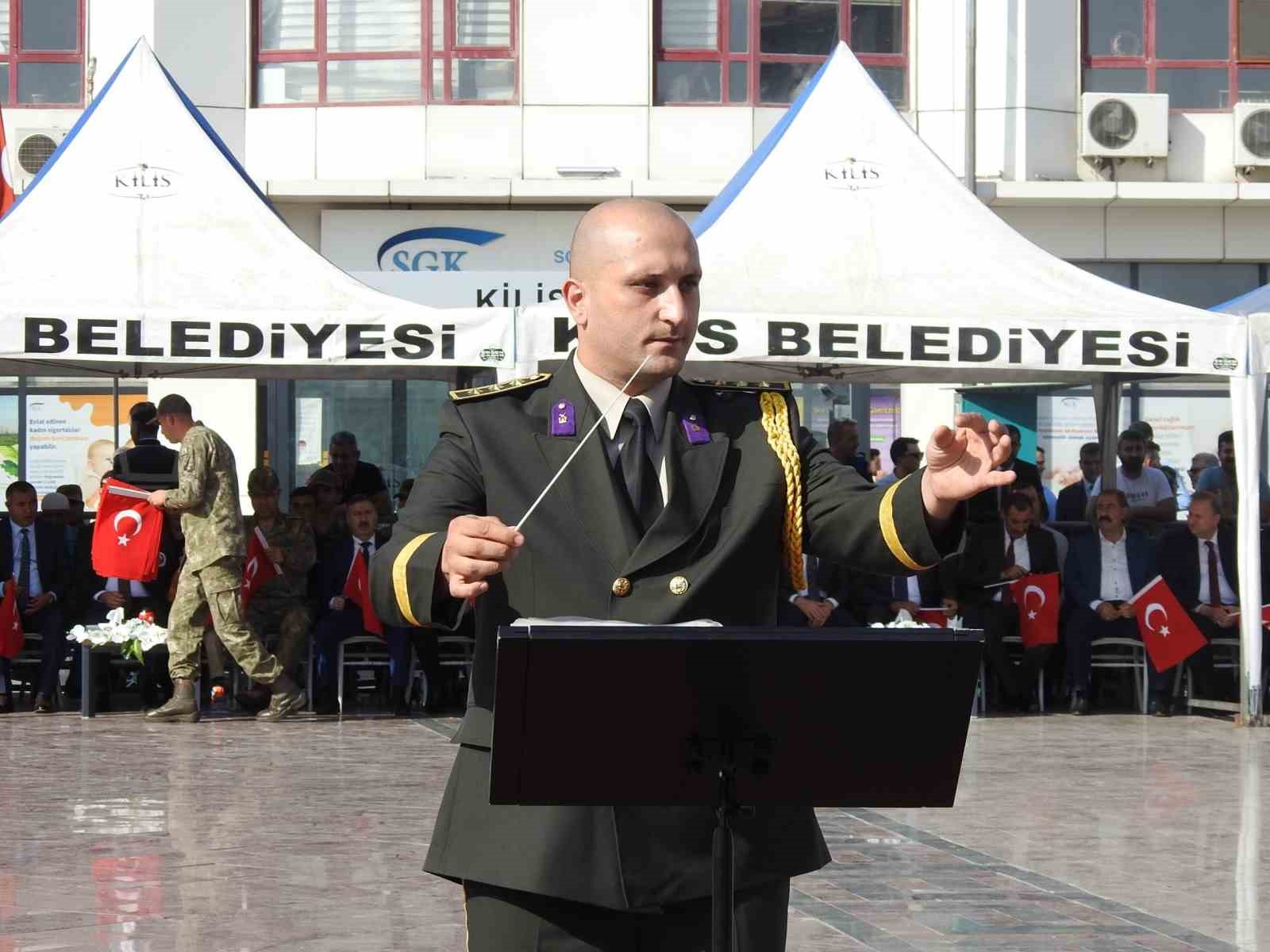 Kilis’te askeri bando takımından ‘‘100 Yıl’’ Cumhuriyet konseri