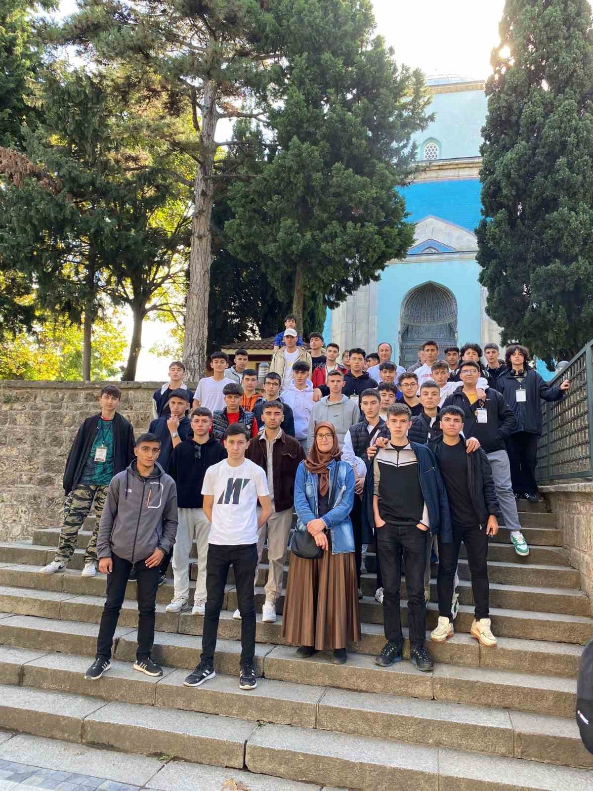 &Ccedil;orum Belediyesi 1000 genci &Ccedil;anakkale&rsquo;ye g&ouml;t&uuml;r&uuml;yor
