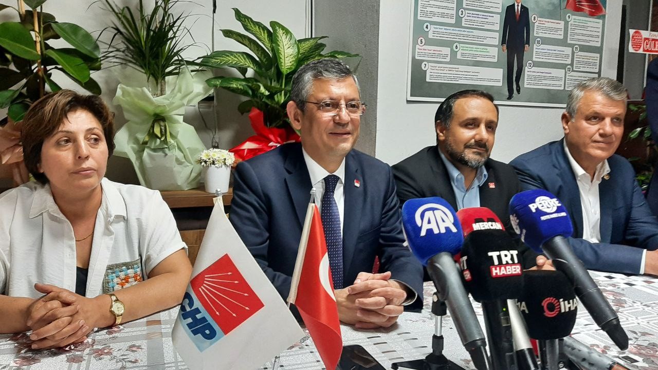 CHP&rsquo;li &Ouml;zg&uuml;r &Ouml;zel: &ldquo;Değişim yaşanmazsa yerel se&ccedil;imler ve parti zarar g&ouml;r&uuml;r&rdquo; 