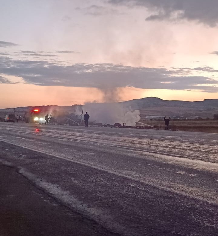 Kaza sonras binlerce tavuk yanarak telef oldu
