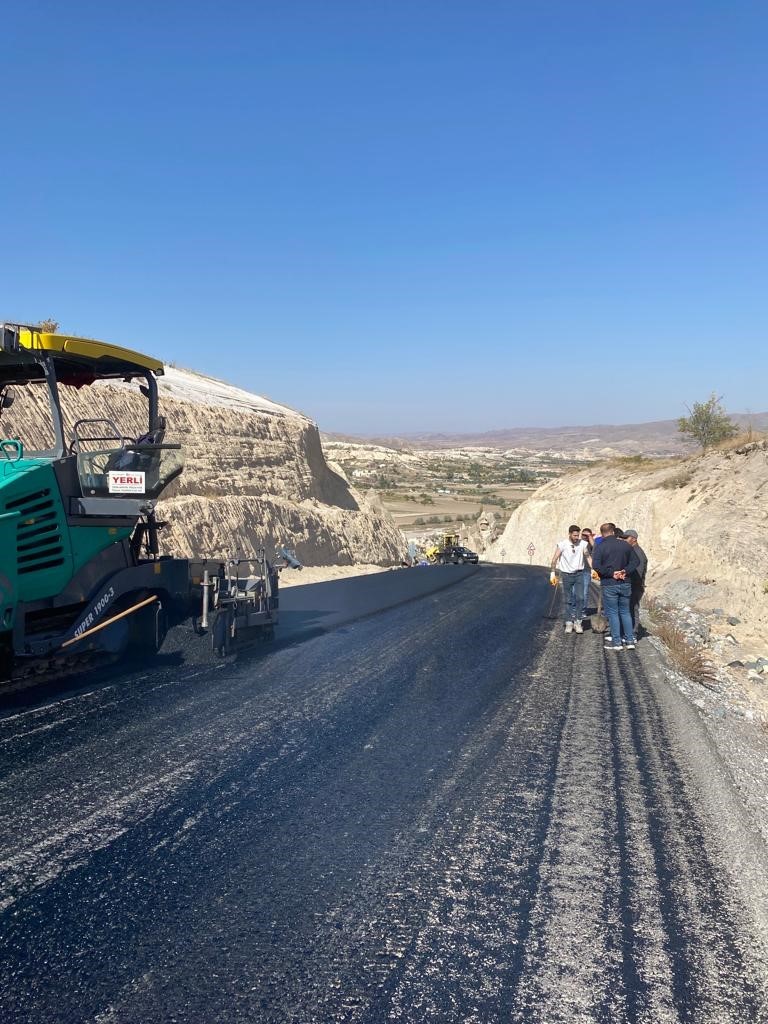 G&ouml;reme Ortahisar yoluna konfor tabakası seriliyor
