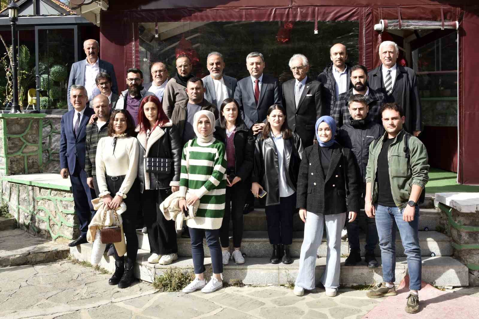 G&uuml;m&uuml;şhane Valisi Alper Tanrısever: "Genel itibariyle turizme ve madenciliğe odaklanacağız"
