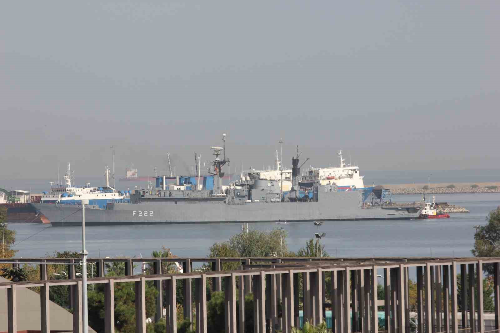 Romanya savaş gemisi Samsun'da