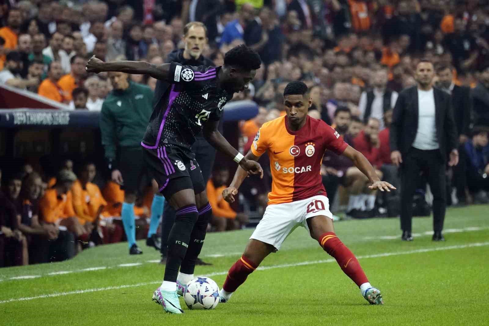 UEFA Şampiyonlar Ligi: Galatasaray: 0 - Bayern M&uuml;nih: 1 (Ma&ccedil; devam ediyor)
