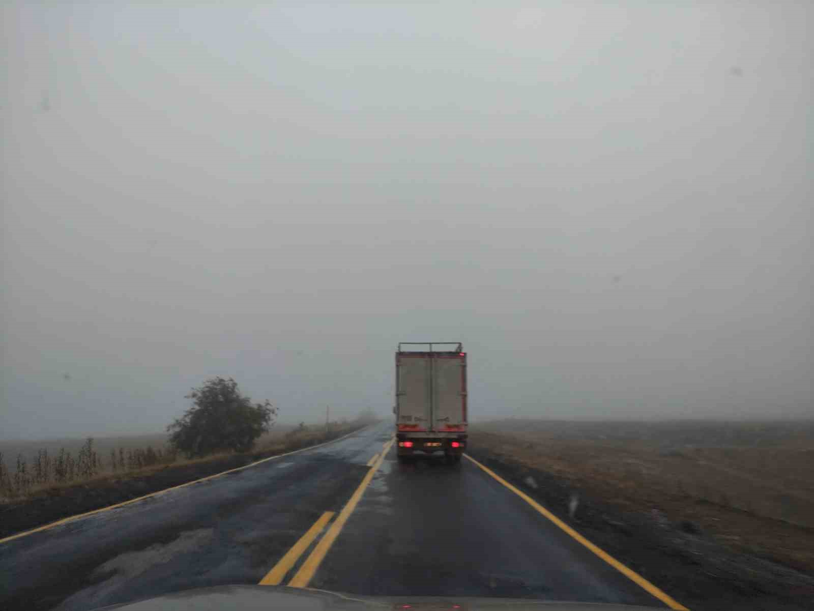 Yoğun sis ulaşımı olumsuz etkiliyor
