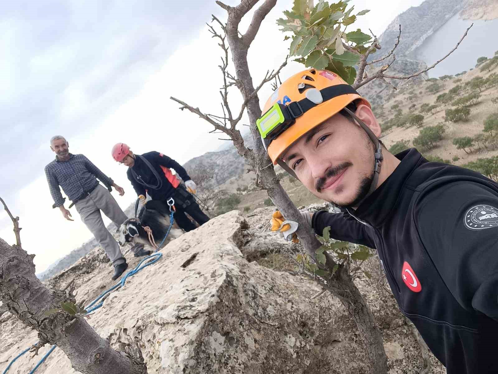 Batman’da AFAD ekipleri keçiler için seferber oldu